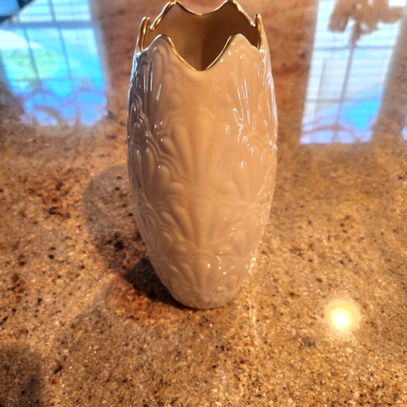 🐚LENOX/SHELL Vase🐚Vintage - Picture 2 of 4